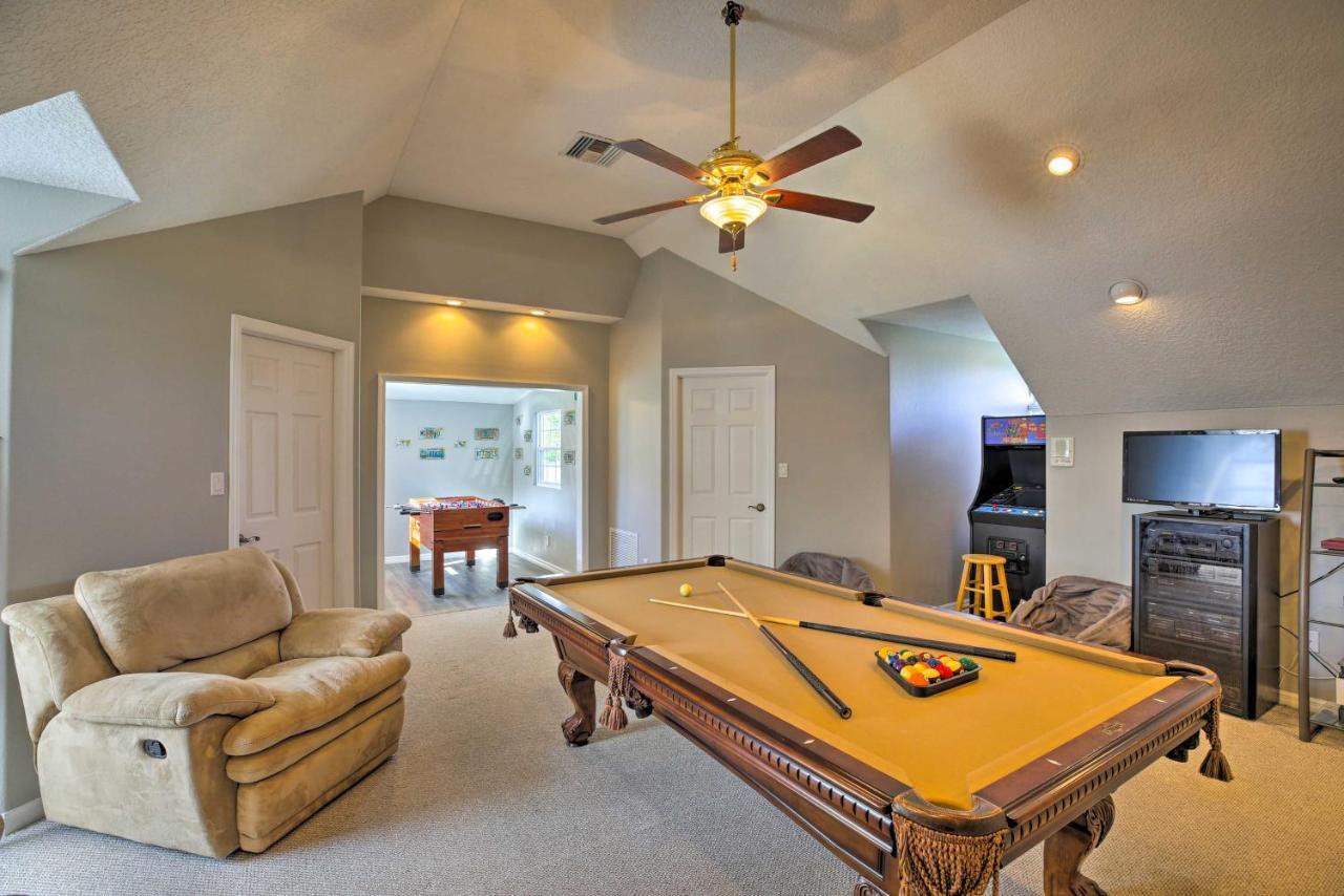 Waterfront Lake Placid Home With Dock And Fire Pit Экстерьер фото