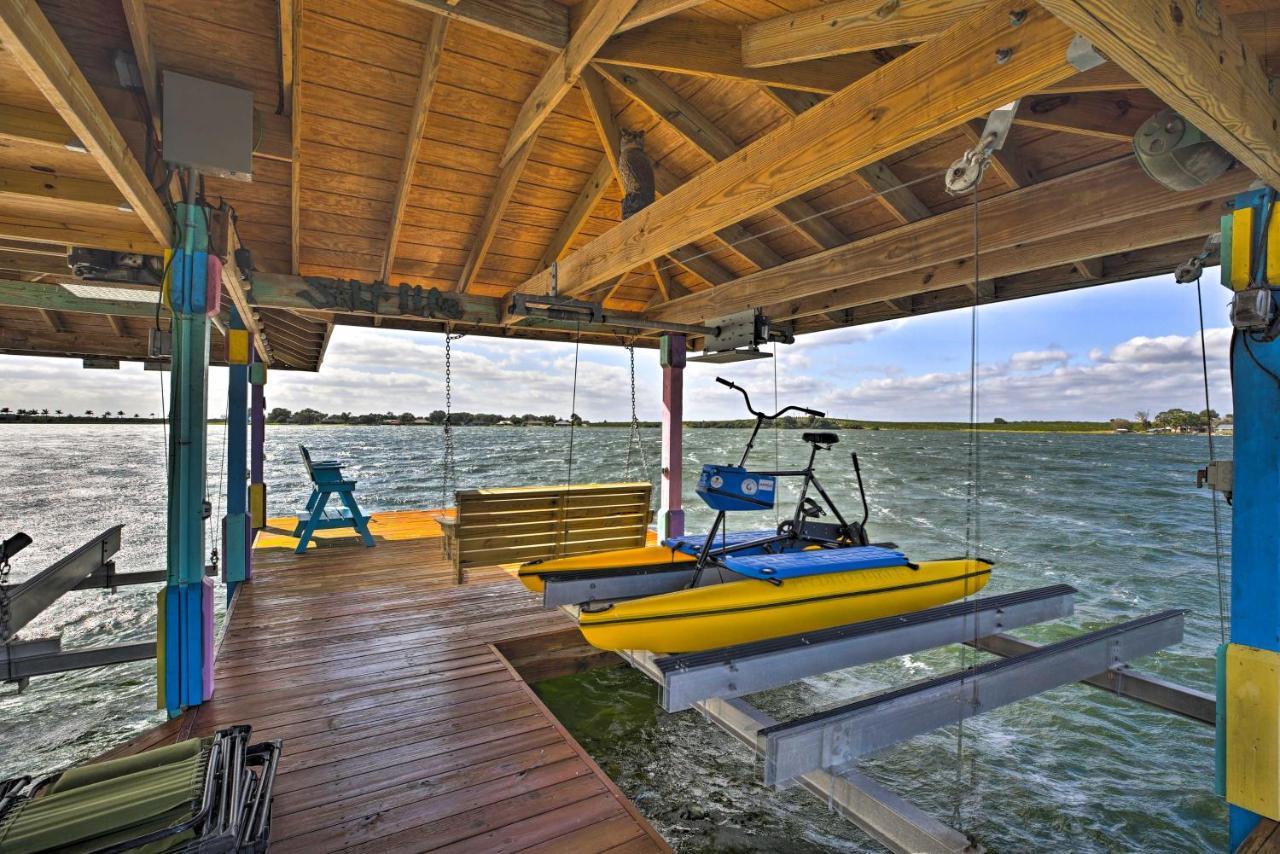 Waterfront Lake Placid Home With Dock And Fire Pit Экстерьер фото